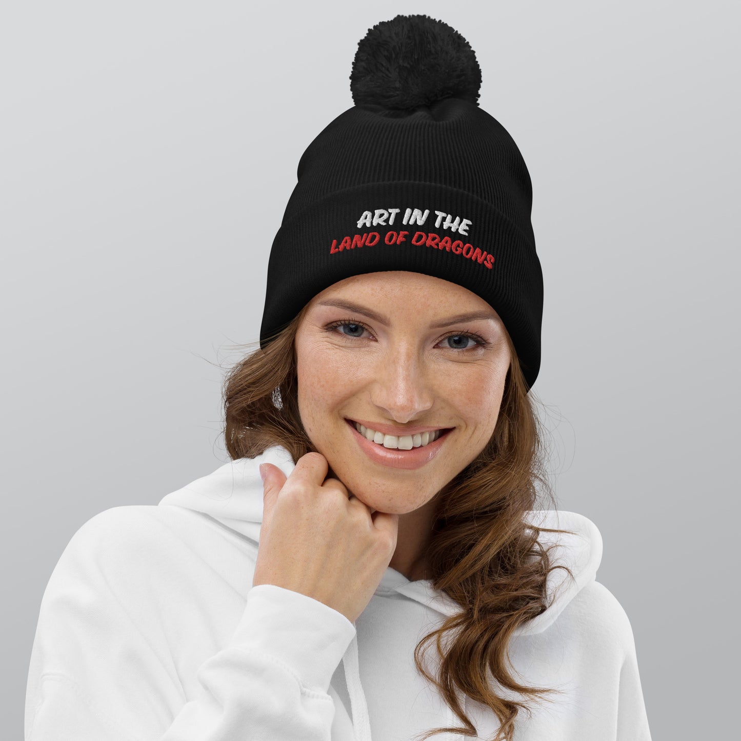 Pom pom beanie ART IN THE LAND OF DRAGONS